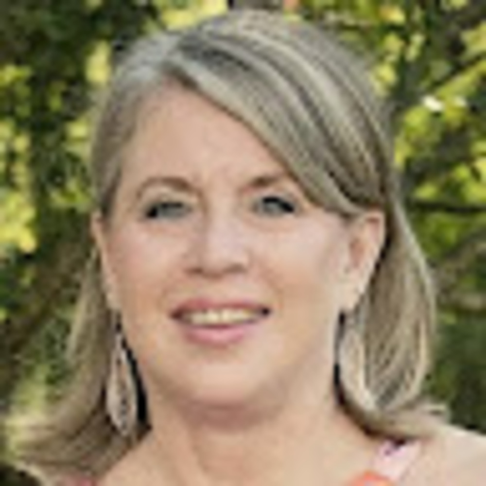 Meet your Posher, Debbie